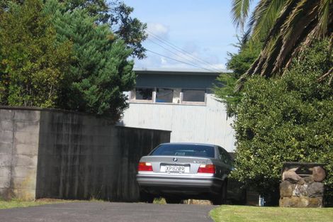 Photo of property in 35 High Road, Glenfield, Auckland, 0629