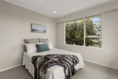 Photo of property in 1 Galt Street, Hawera, 4610