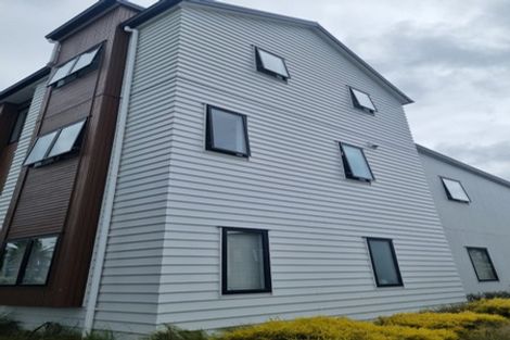 Photo of property in 1/2 Frances Bryers Road, Hobsonville, Auckland, 0616