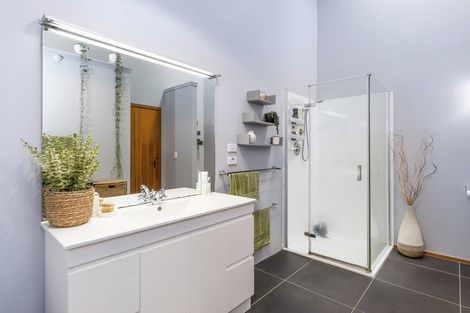 Photo of property in 71 Huia Street, Waikanae, 5036