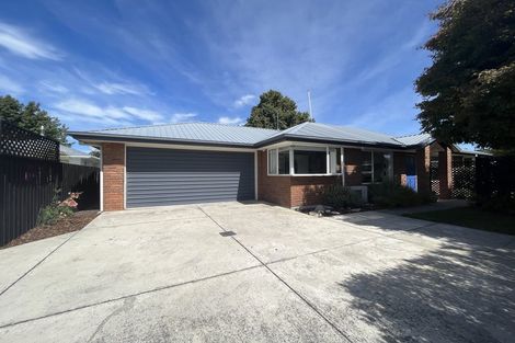 Photo of property in 2/21a Fenhall Street, Russley, Christchurch, 8042