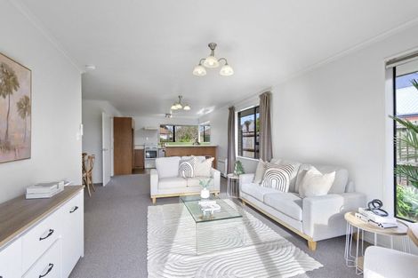 Photo of property in 1/18 Sheraton Place, Redwood, Christchurch, 8051