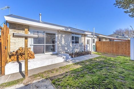 Photo of property in 1/11a Lenton Street, Aranui, Christchurch, 8061