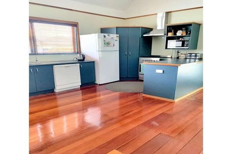 Photo of property in 1 Winslow Place, Levin, 5510