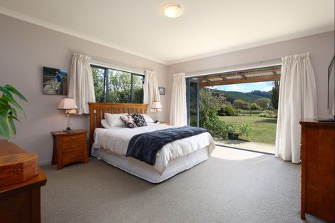 Photo of property in 19 Whiting Drive, Wakefield, 7025