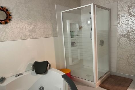 Photo of property in 27 Hewitts Road, Woodend, 7610