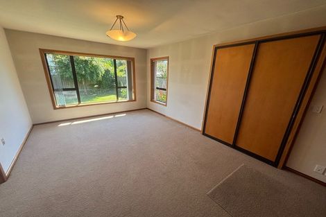 Photo of property in 27 Lochee Road, Upper Riccarton, Christchurch, 8041
