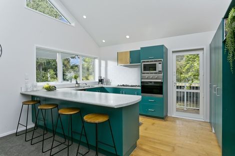 Photo of property in 2/35 Glenvar Road, Torbay, Auckland, 0630