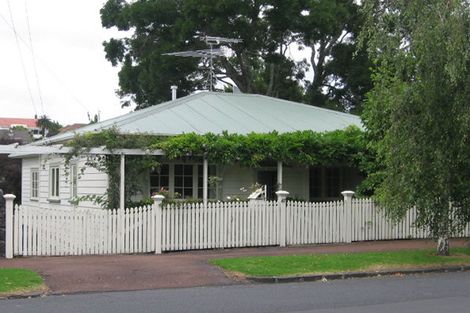 Photo of property in 47 Pencarrow Avenue, Epsom, Auckland, 1023