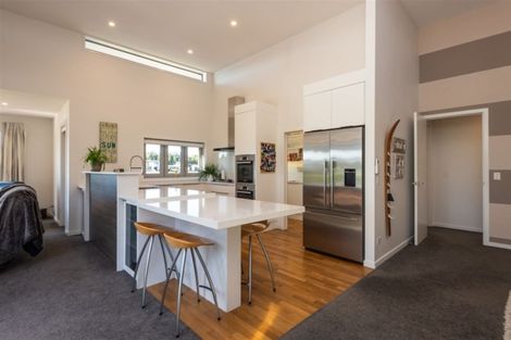 Photo of property in 28 Oakgrove Drive, Rangiora, 7400