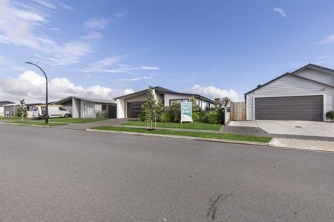 Photo of property in 6 Franks Way, Papamoa Beach, Papamoa, 3118