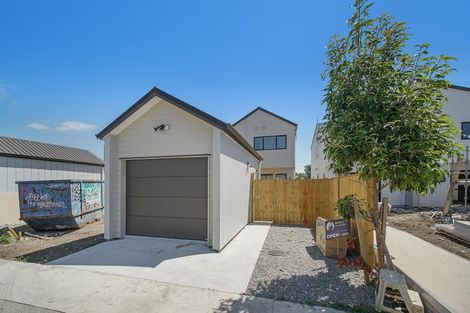 Photo of property in 165 Grove Road, Papakura, 2110