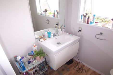 Photo of property in 2/449 Armagh Street, Linwood, Christchurch, 8011