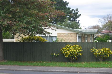 Photo of property in 448 West Coast Road, Glen Eden, Auckland, 0602