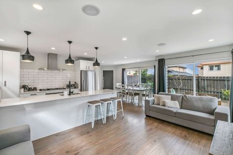 Photo of property in 39 Nautilus Drive, Gulf Harbour, Whangaparaoa, 0930