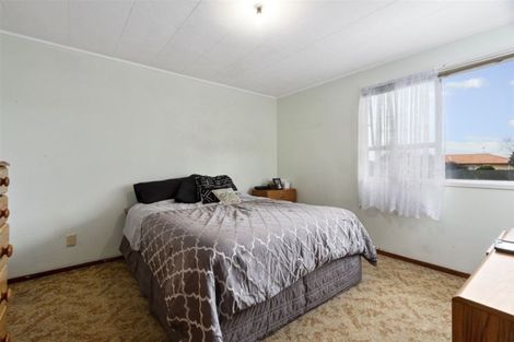 Photo of property in 438 Roscommon Road, Clendon Park, Auckland, 2103