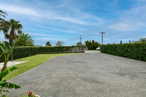 Photo of property in 27 Tiri Road, Manly, Whangaparaoa, 0930