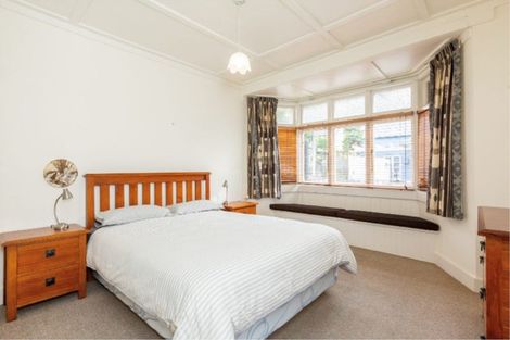 Photo of property in 34 Shakespeare Road, Bluff Hill, Napier, 4110