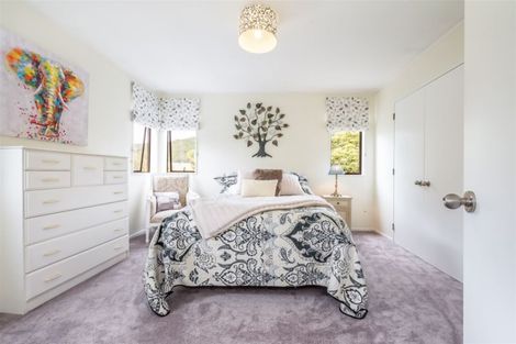 Photo of property in 18 Heath Grove, Waiwhetu, Lower Hutt, 5010