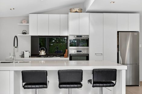 Photo of property in 1/6 Fenwick Avenue, Milford, Auckland, 0620