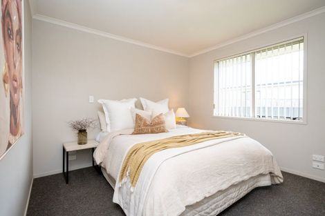 Photo of property in 17a Meeanee Road, Taradale, Napier, 4112