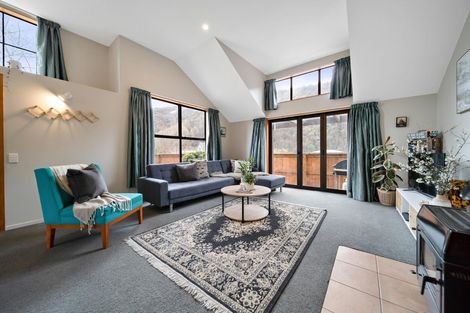 Photo of property in 18a Daveys Place, Arrowtown, 9302