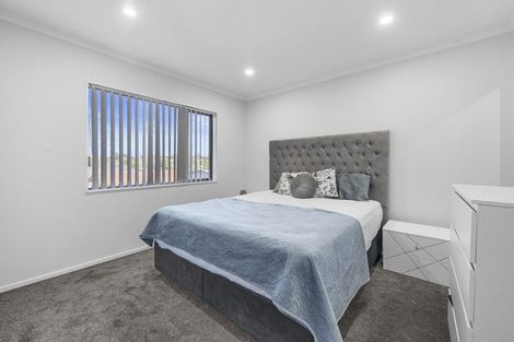 Photo of property in 7/72 Howe Street, Howick, Auckland, 2014