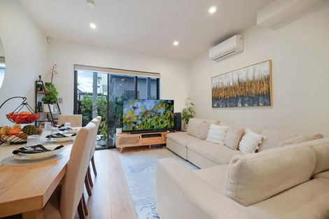Photo of property in 7/57 Kervil Avenue, Te Atatu Peninsula, Auckland, 0610