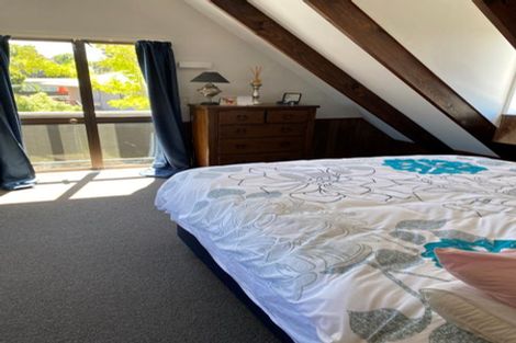 Photo of property in 2a Coniston Avenue, Te Atatu South, Auckland, 0610