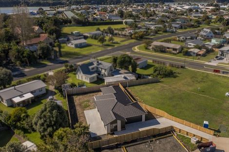 Photo of property in 53 Palm Drive, Whitianga, 3510