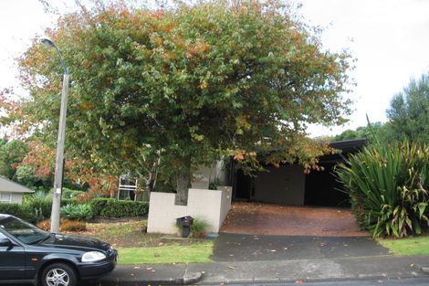 Photo of property in 7 Mcmillan Place, Mellons Bay, Auckland, 2014