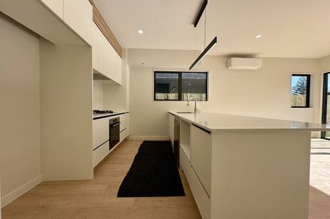 Photo of property in 32 Papai Lane, Massey, Auckland, 0614