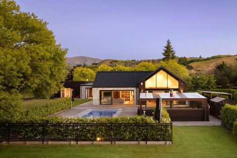 Photo of property in 273 Arrowtn-lke Hayes Road, Lake Hayes, Queenstown, 9371