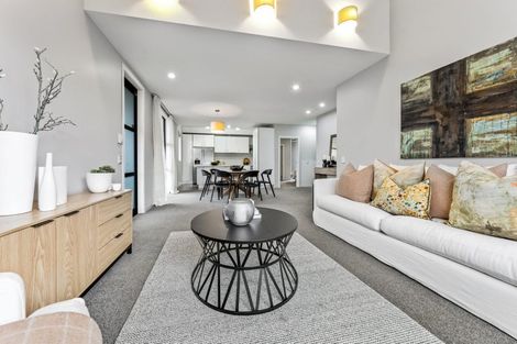 Photo of property in 1/176 Mcleod Road, Te Atatu South, Auckland, 0610