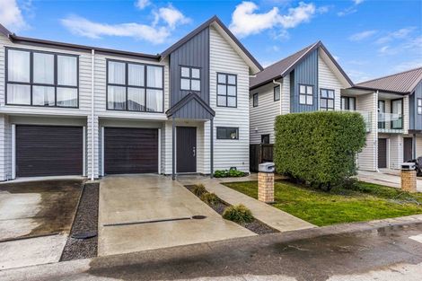Photo of property in 17 Irving Place, Hobsonville, Auckland, 0616