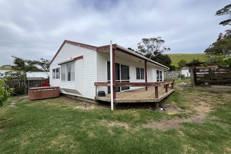 Photo of property in 2293 Far North Road, Waiharara, Kaitaia, 0484