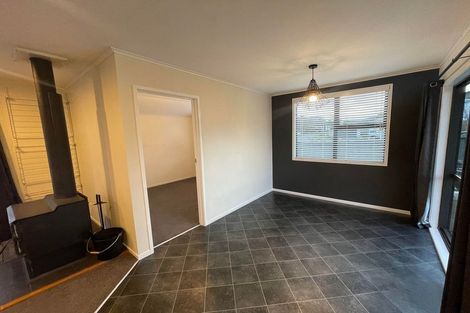 Photo of property in 28 Gem Street, Pukehangi, Rotorua, 3015