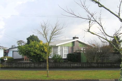 Photo of property in 90 Mount View Road, Melville, Hamilton, 3206