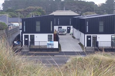 Photo of property in 163a Marine Parade, New Brighton, Christchurch, 8083