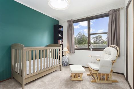 Photo of property in 9 James Scott Place, Te Atatu South, Auckland, 0602