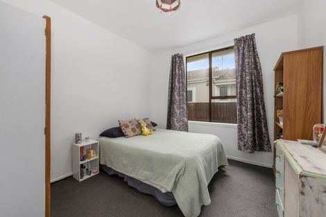 Photo of property in 261 Estuary Road, South New Brighton, Christchurch, 8062