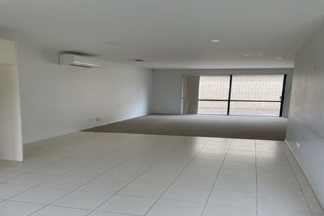 Photo of property in Albany Gardens, 23 Masons Road, Oteha, Auckland, 0632