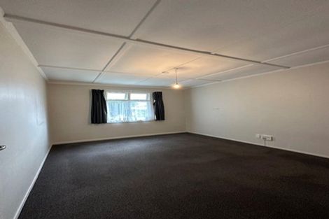 Photo of property in 19 Ruapehu Street, Castlecliff, Wanganui, 4501