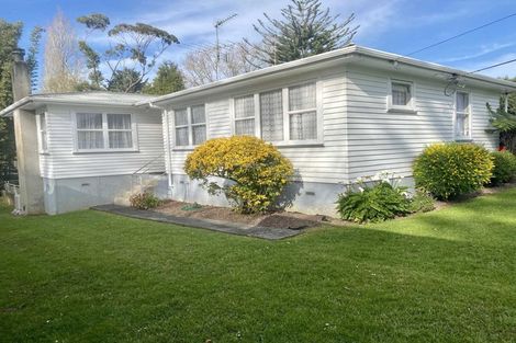Photo of property in 40 Lowtherhurst Road, Massey, Auckland, 0614