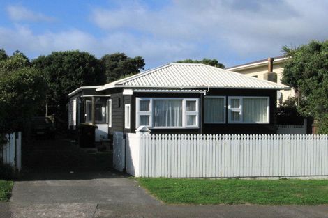 Photo of property in 7 Tireti Road, Titahi Bay, Porirua, 5022