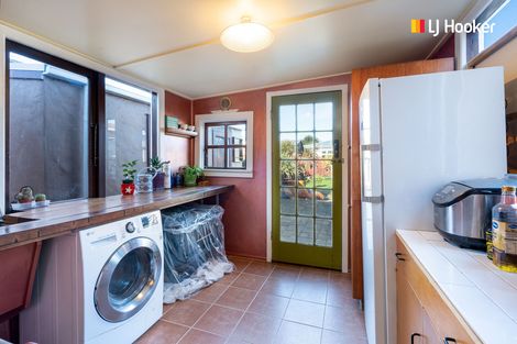 Photo of property in 27 Melbourne Street, South Dunedin, Dunedin, 9012