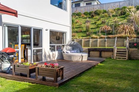 Photo of property in 12 Dusky Crescent, Aotea, Porirua, 5024