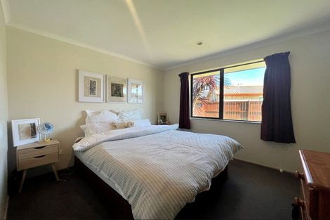 Photo of property in 11b Sharaleigh Place, Grandview Heights, Hamilton, 3200