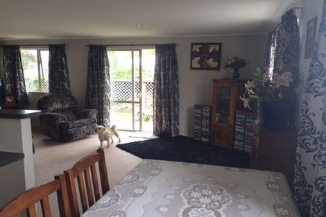 Photo of property in 32 Brooklyn Road, Carterton, 5713