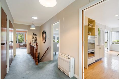 Photo of property in 14a Donald Crescent, Karori, Wellington, 6012